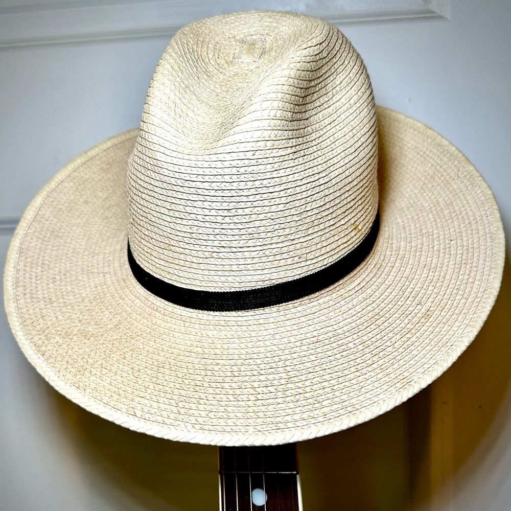 Straw Sunbody Flat Brim Hat